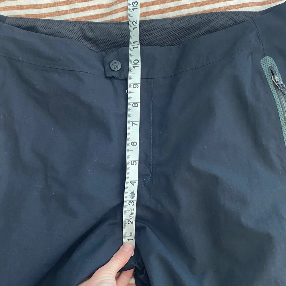Mountain Hardwear snow pants conduit black nylon womens MEDIUM - Picture 14 of 16